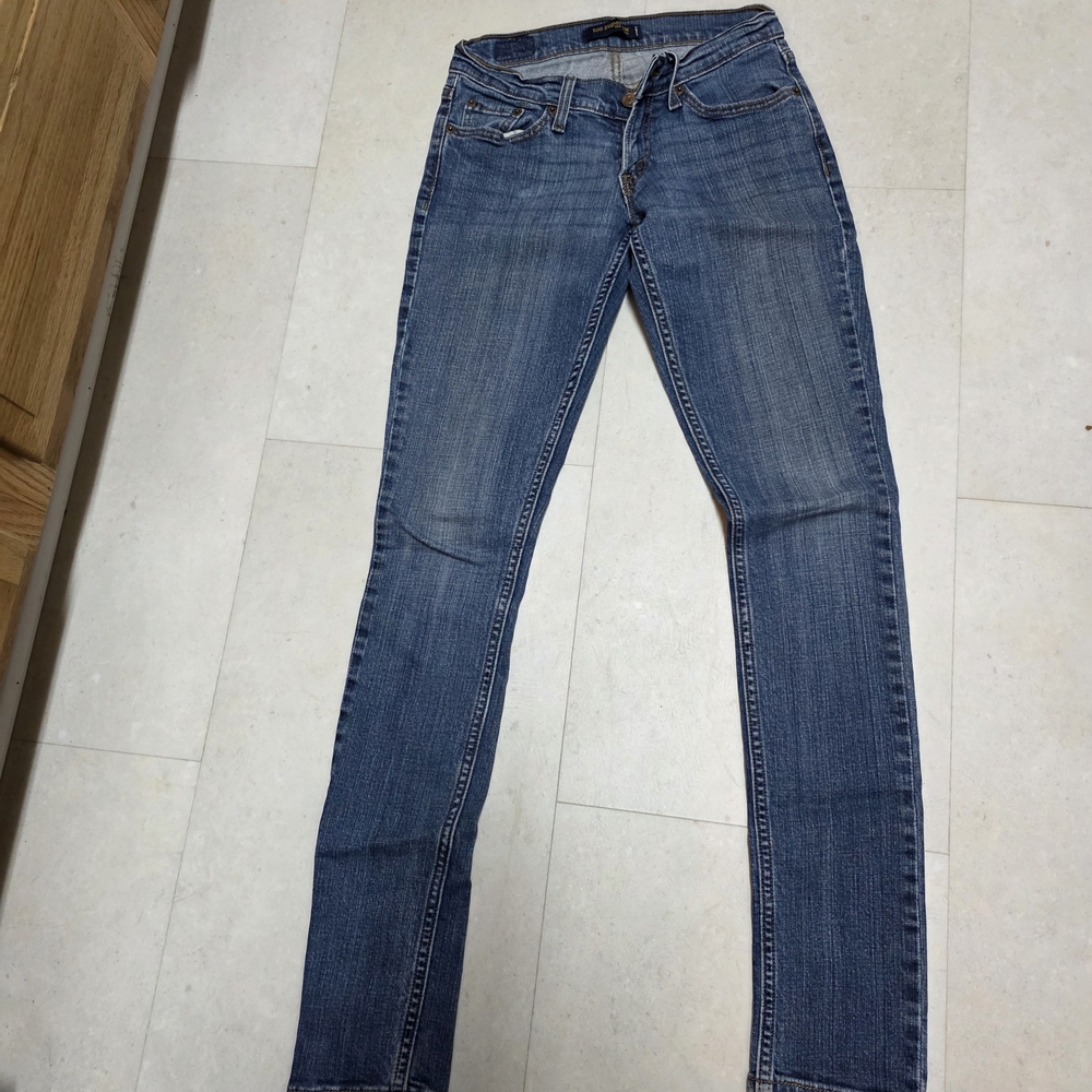 Levi's Women's Skinny Blue Jeans